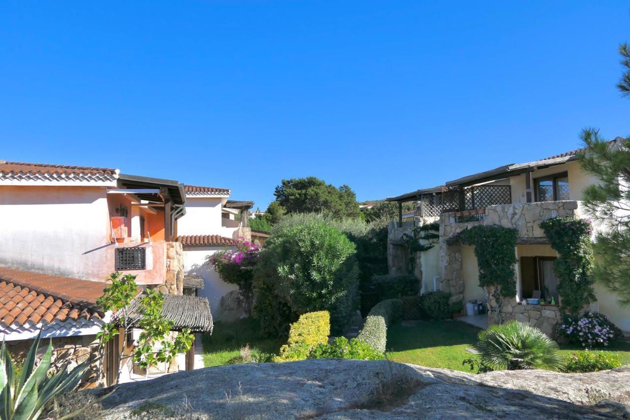 Residence Con Piscina A Palau, A Soli 150 Mt. Dal Mare Bagian luar foto